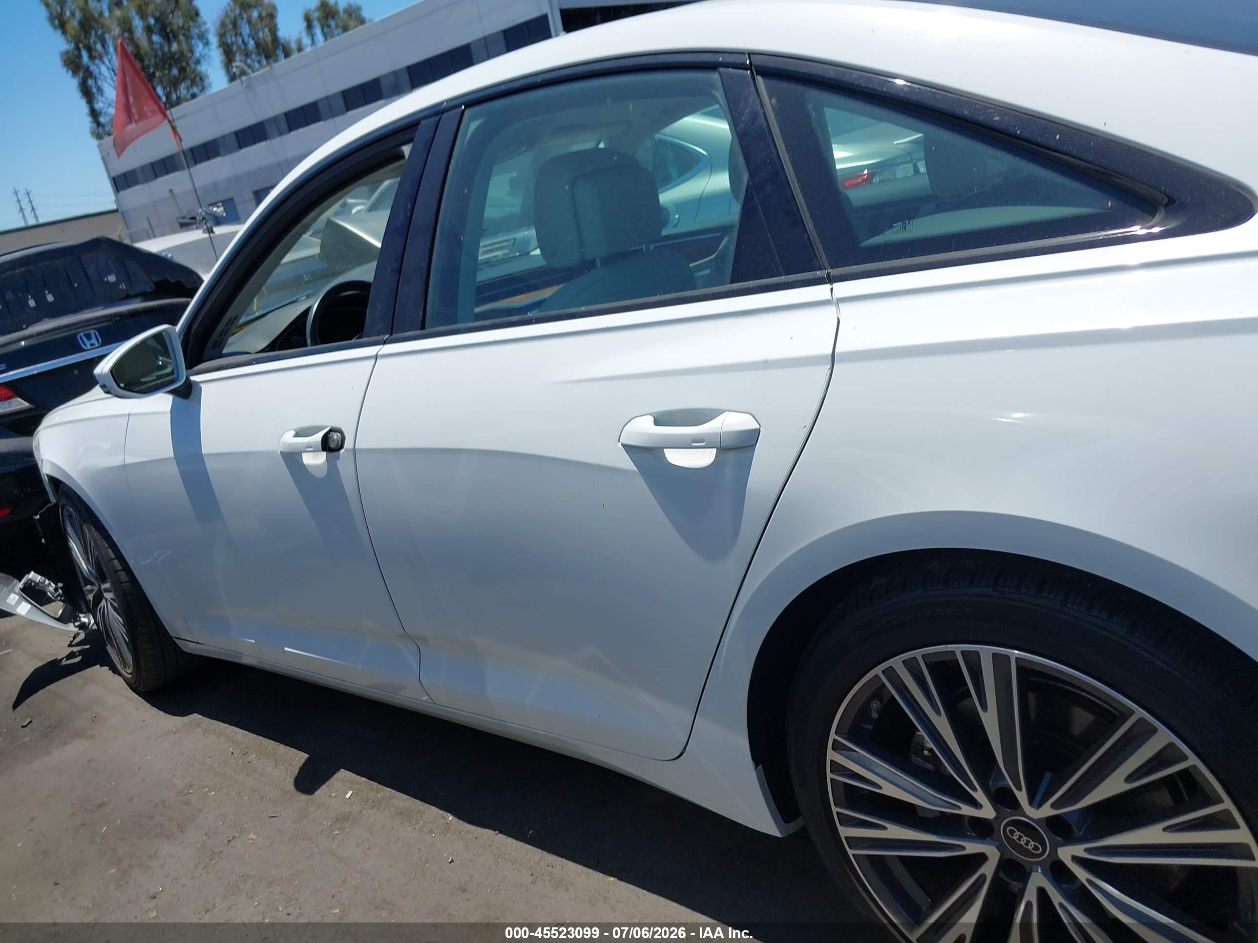 2023 AUDI A6
