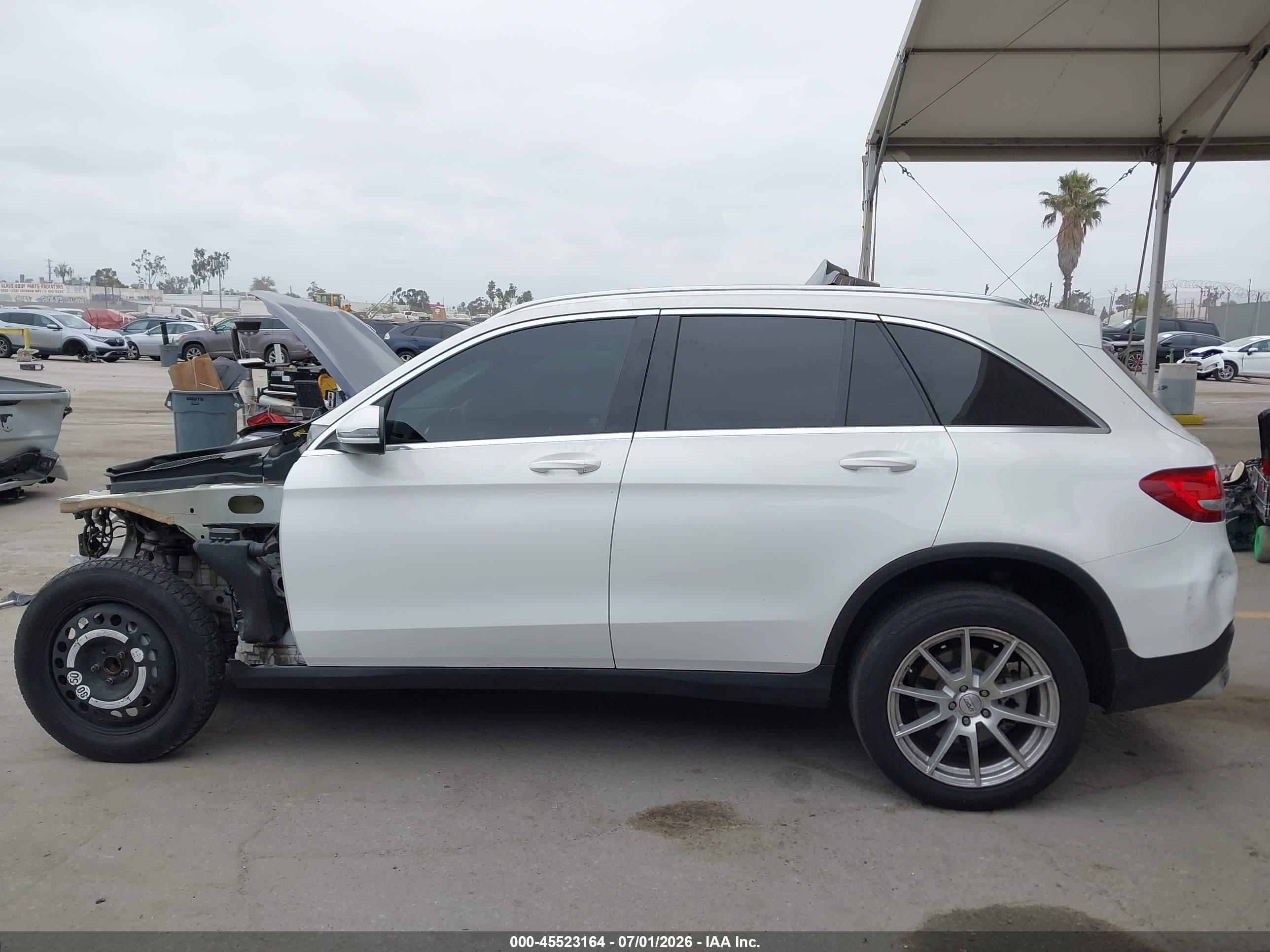 2018 MERCEDES-BENZ GLC 300 GLC300