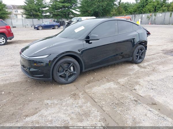 2026 TESLA MODEL Y