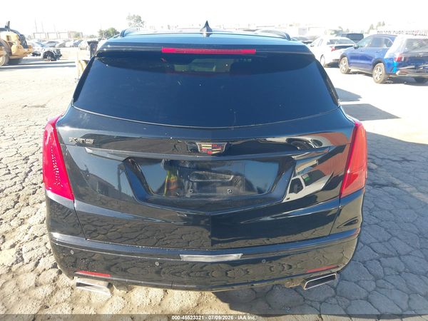 2017 CADILLAC XT5 LUXURY