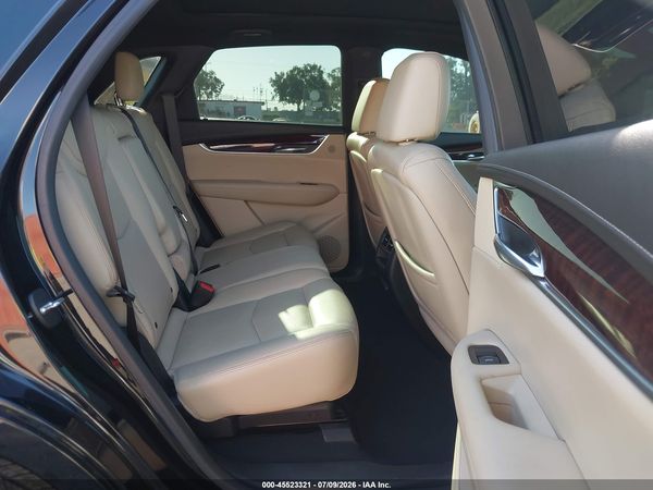 2017 CADILLAC XT5 LUXURY