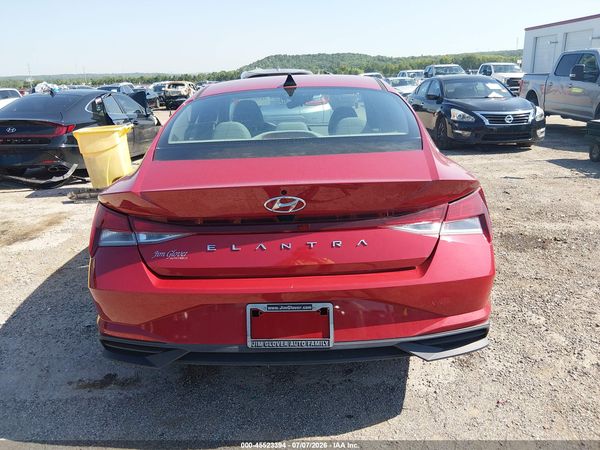 2022 HYUNDAI ELANTRA SEL