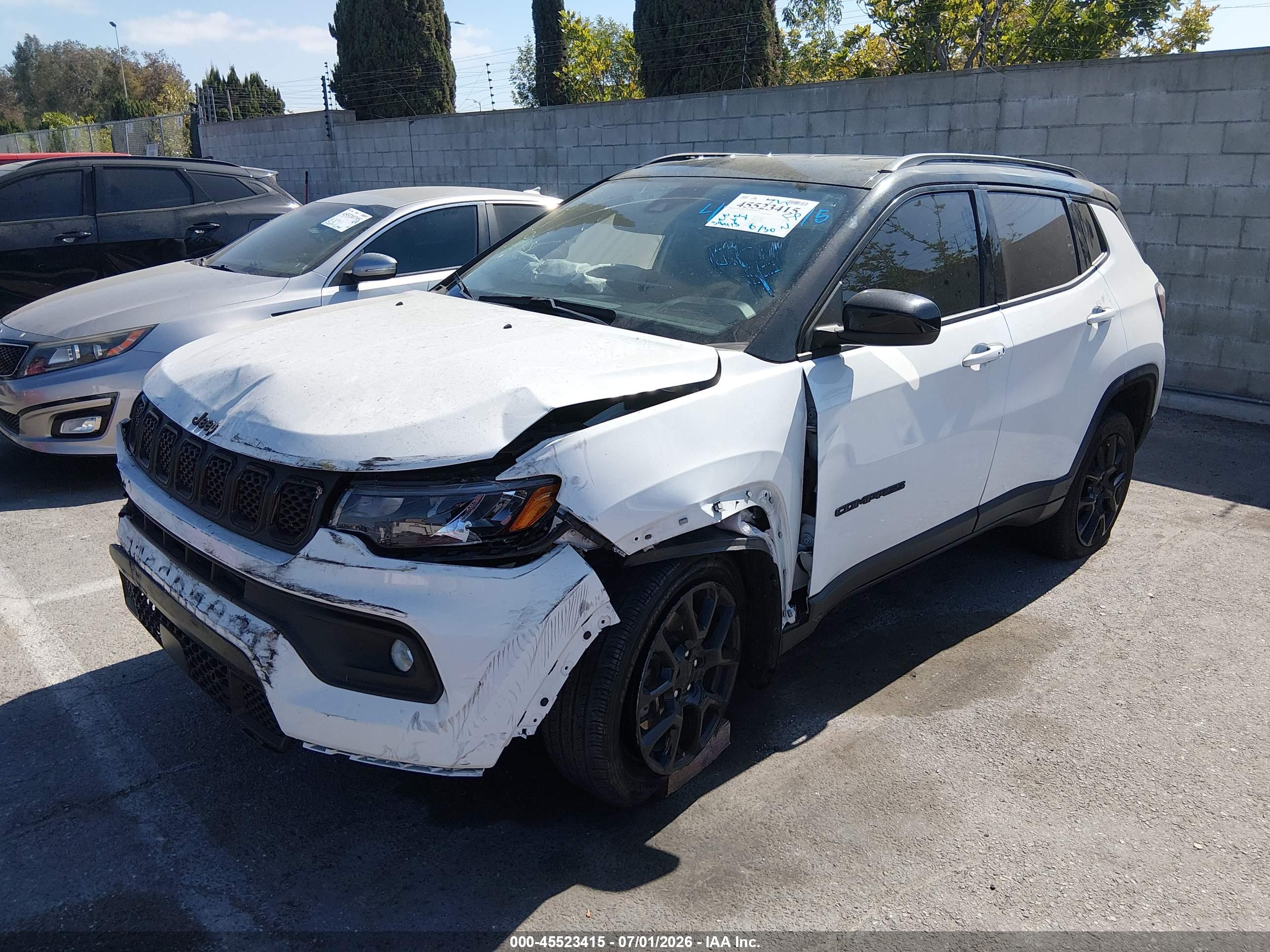 2023 JEEP COMPASS ALTITUDE 4X4 — I2