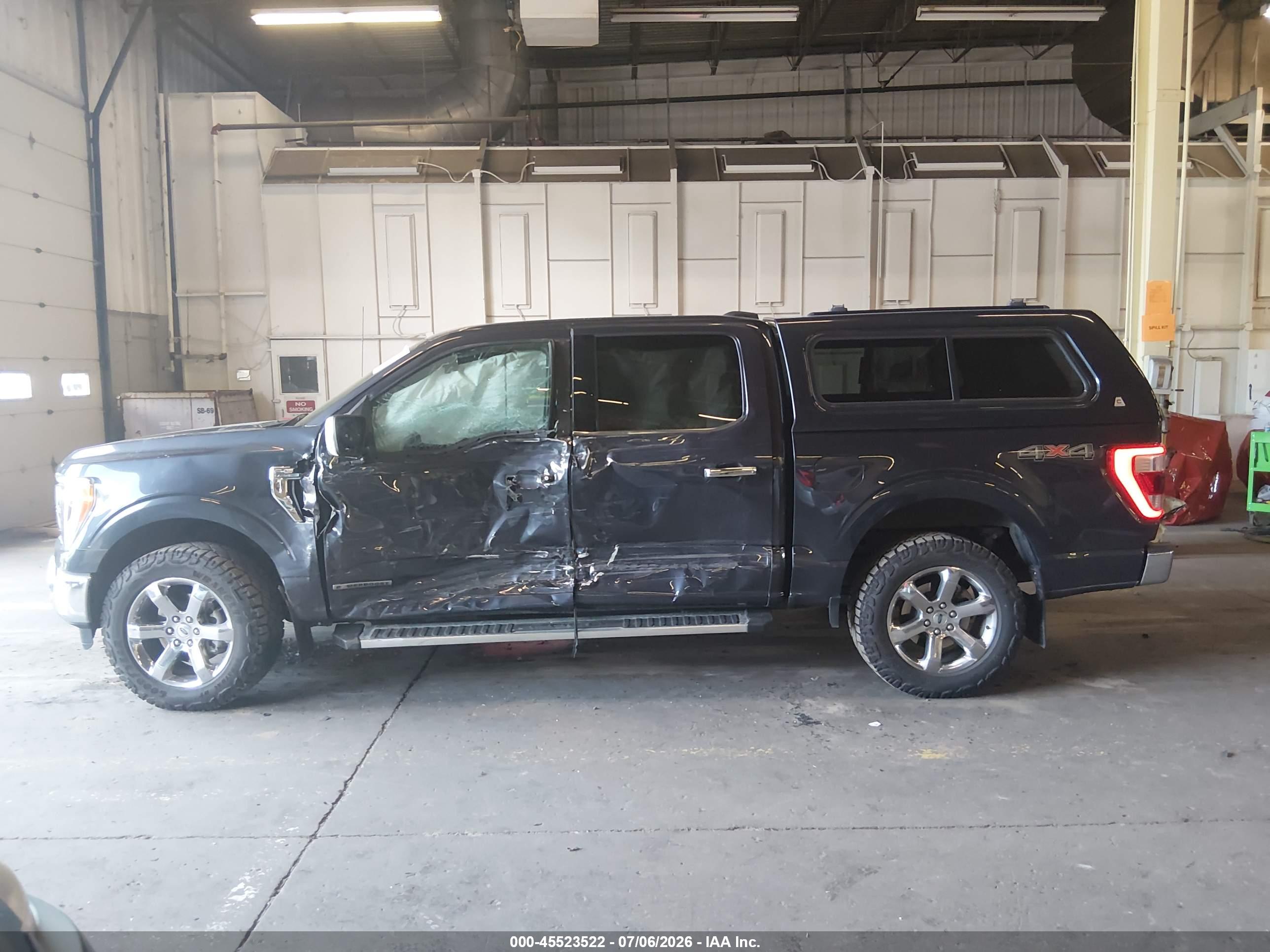 2022 FORD F-150 LARIAT