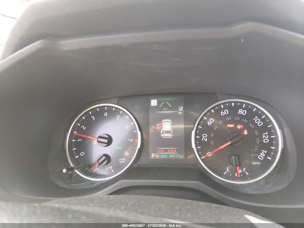 2022 TOYOTA RAV4 XLE