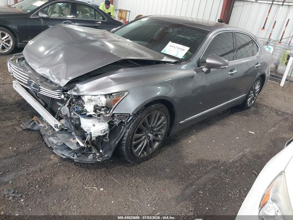 2017 LEXUS LS 460