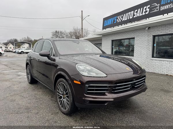 2021 PORSCHE CAYENNE