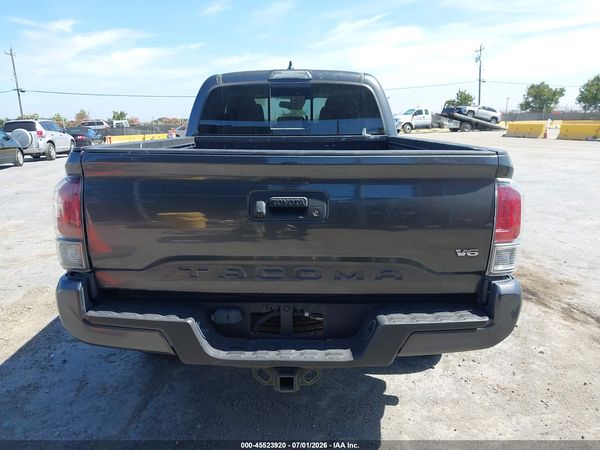 2018 TOYOTA TACOMA TRD SPORT