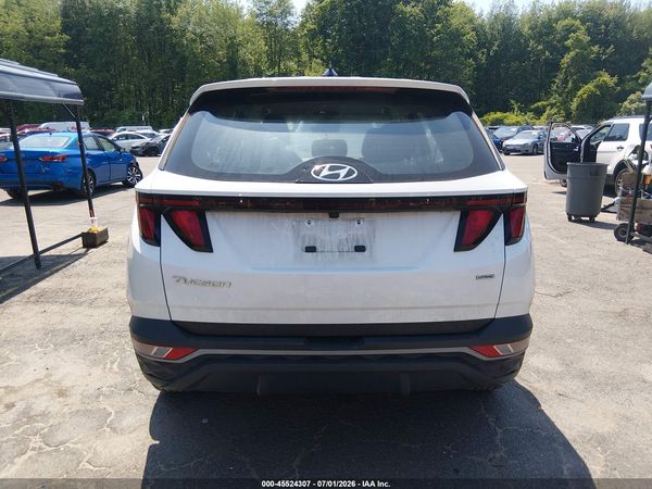 2022 HYUNDAI TUCSON SE