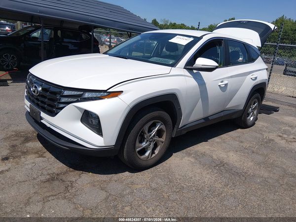 2022 HYUNDAI TUCSON SE