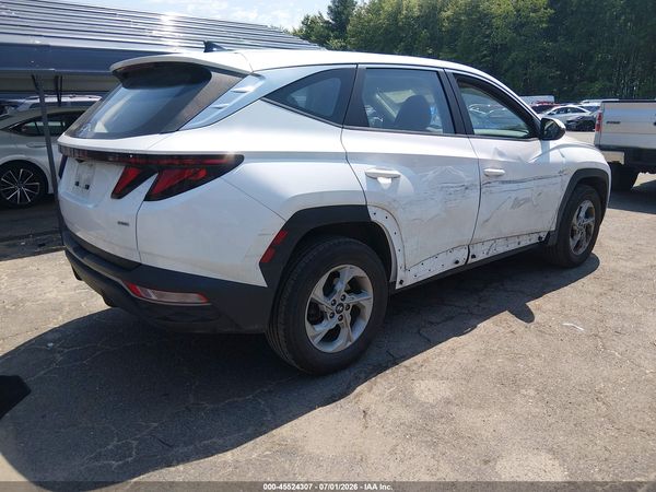 2022 HYUNDAI TUCSON SE