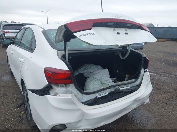 2022 KIA FORTE LXS