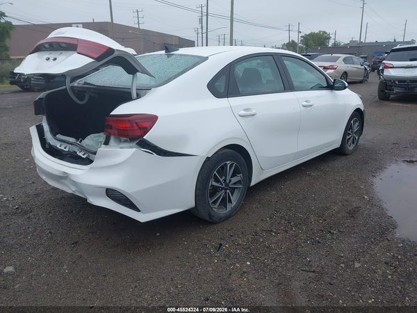 2022 KIA FORTE LXS