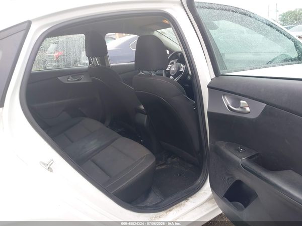2022 KIA FORTE LXS