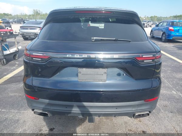 2019 PORSCHE CAYENNE
