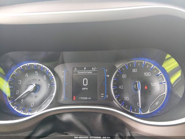 2017 CHRYSLER PACIFICA TOURING — I7