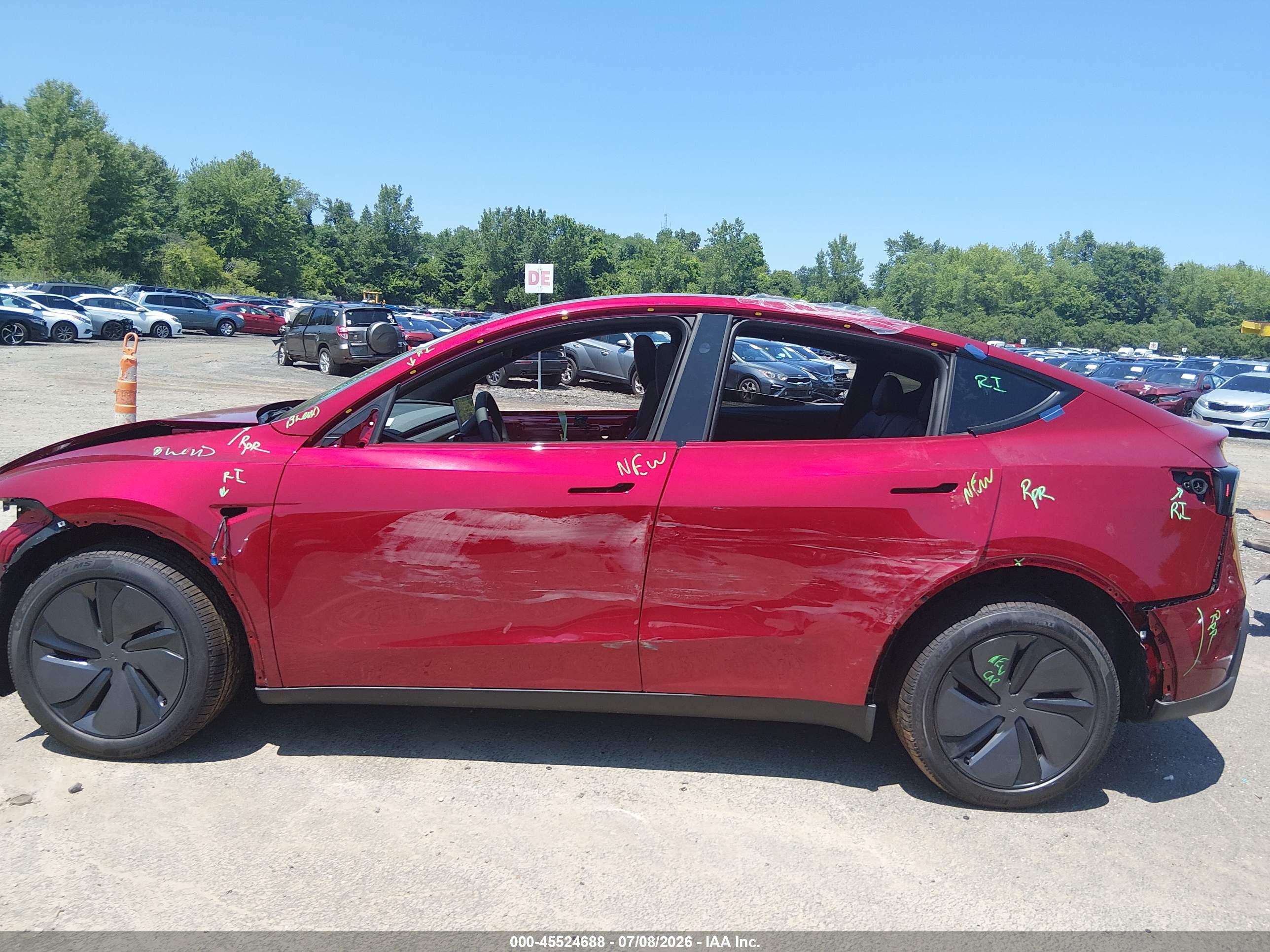 2026 TESLA MODEL Y