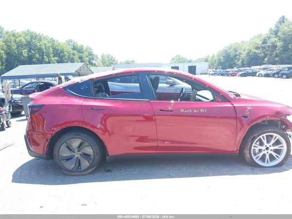 2026 TESLA MODEL Y