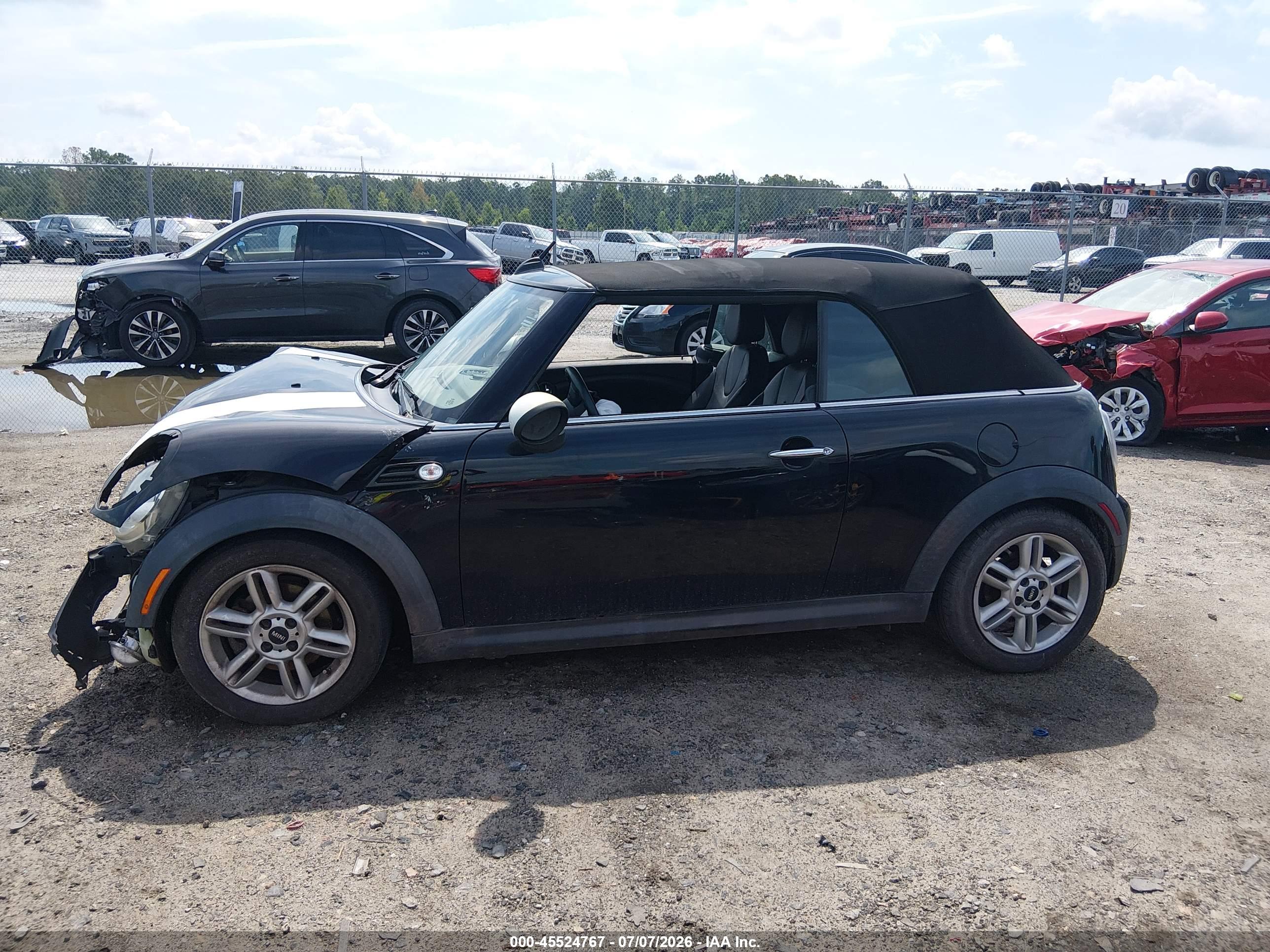 2014 MINI CONVERTIBLE COOPER