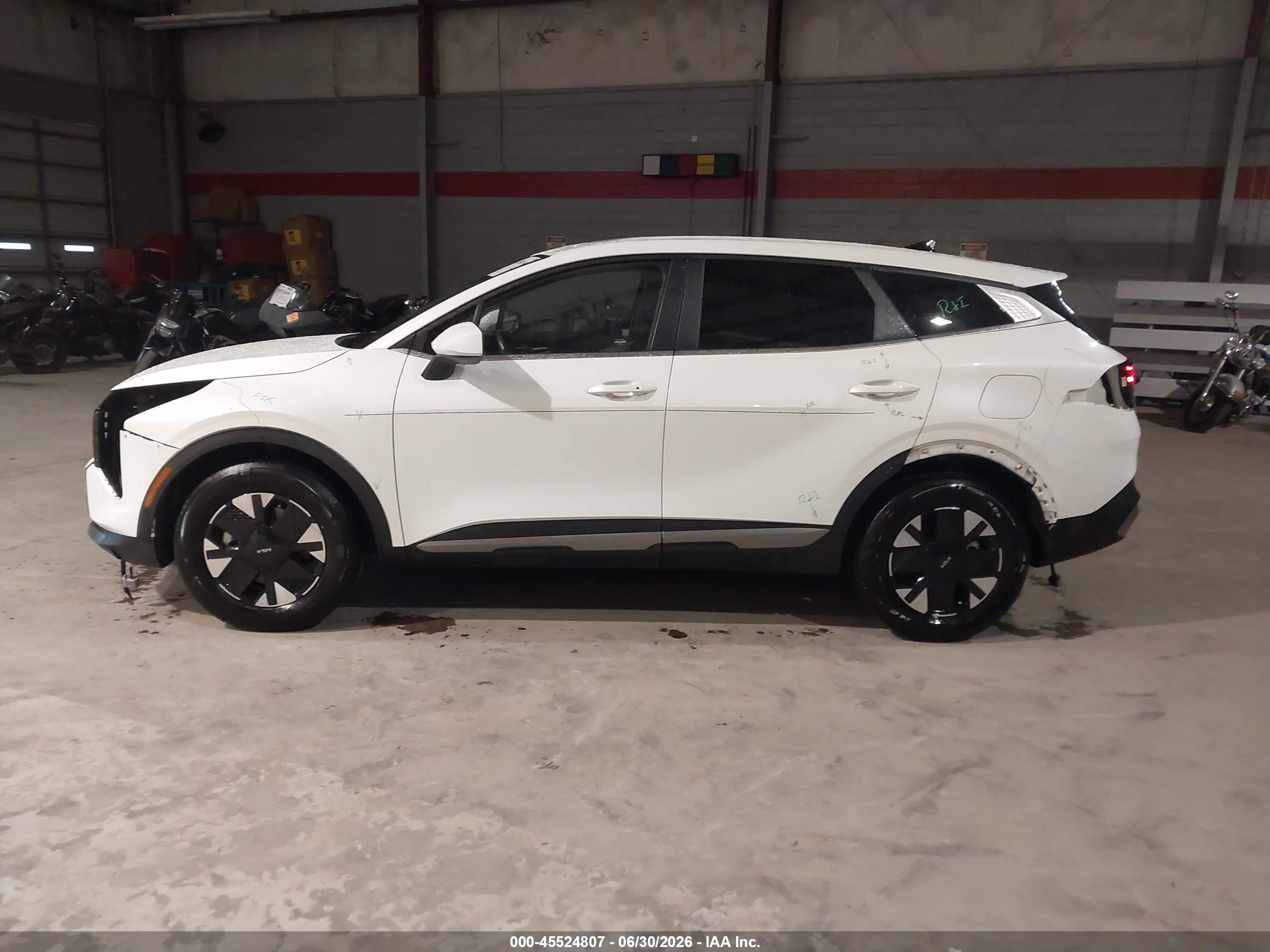 2026 KIA SPORTAGE HYBRID LX