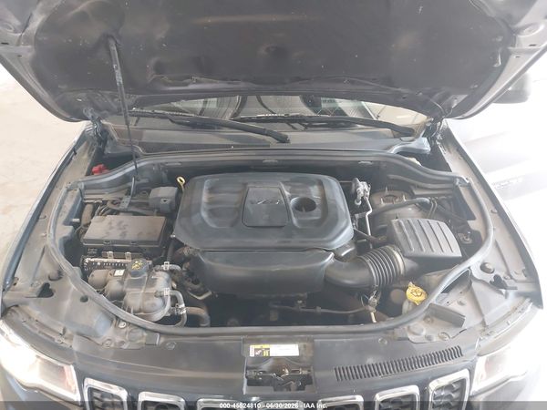 2019 JEEP GRAND CHEROKEE LAREDO E 4X4