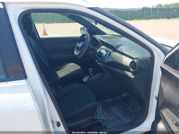 2019 NISSAN KICKS S