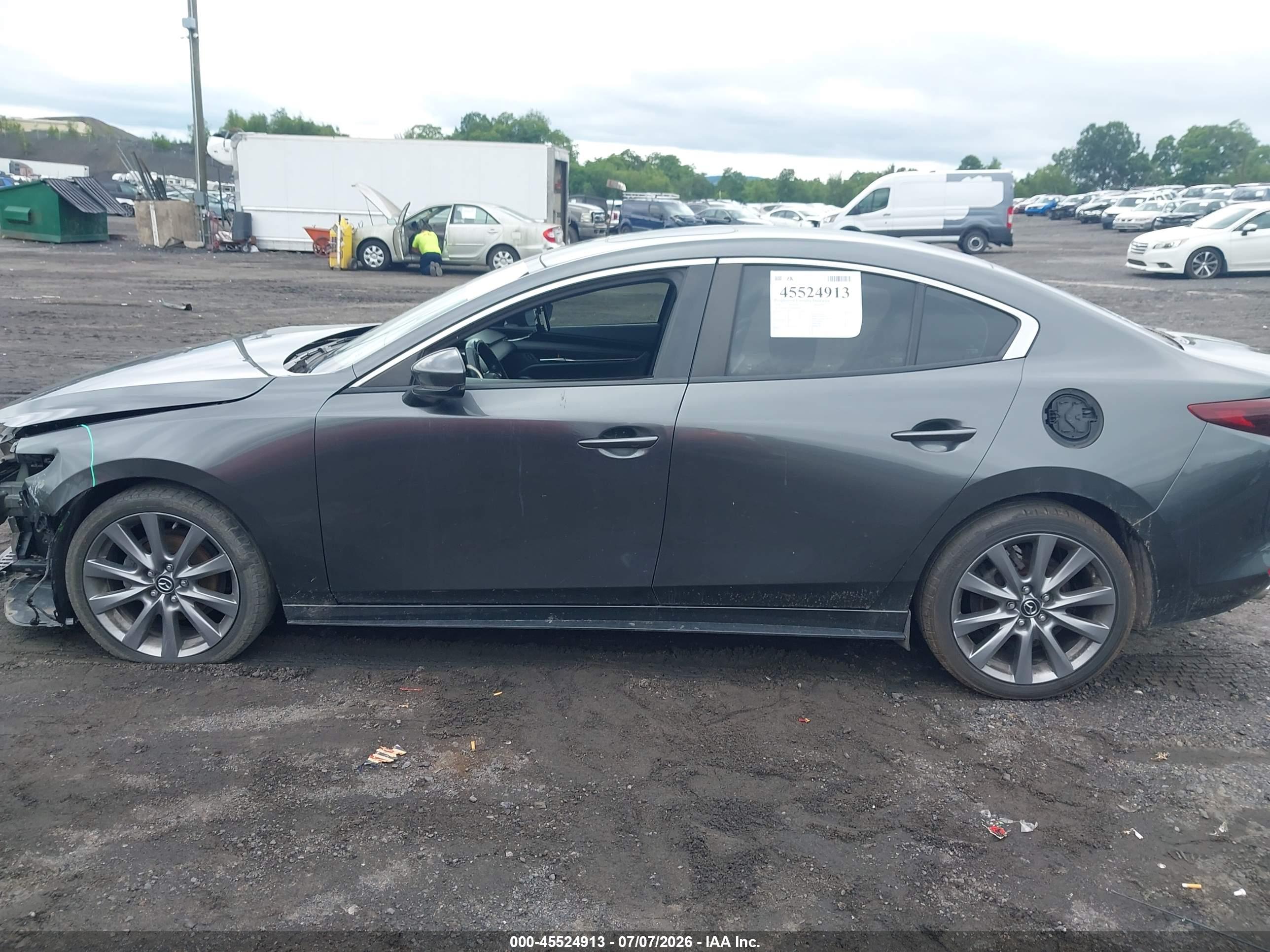 2024 MAZDA MAZDA3 2.5 S PREFERRED