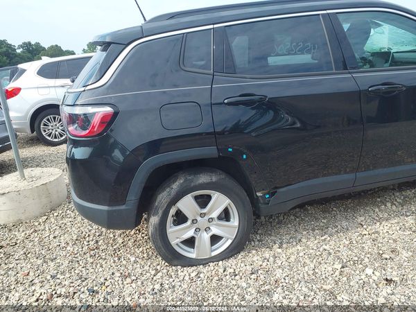 2022 JEEP COMPASS LATITUDE 4X4