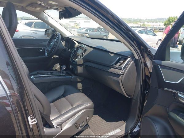 2020 VOLVO XC90 T5 MOMENTUM 7 PASSENGER