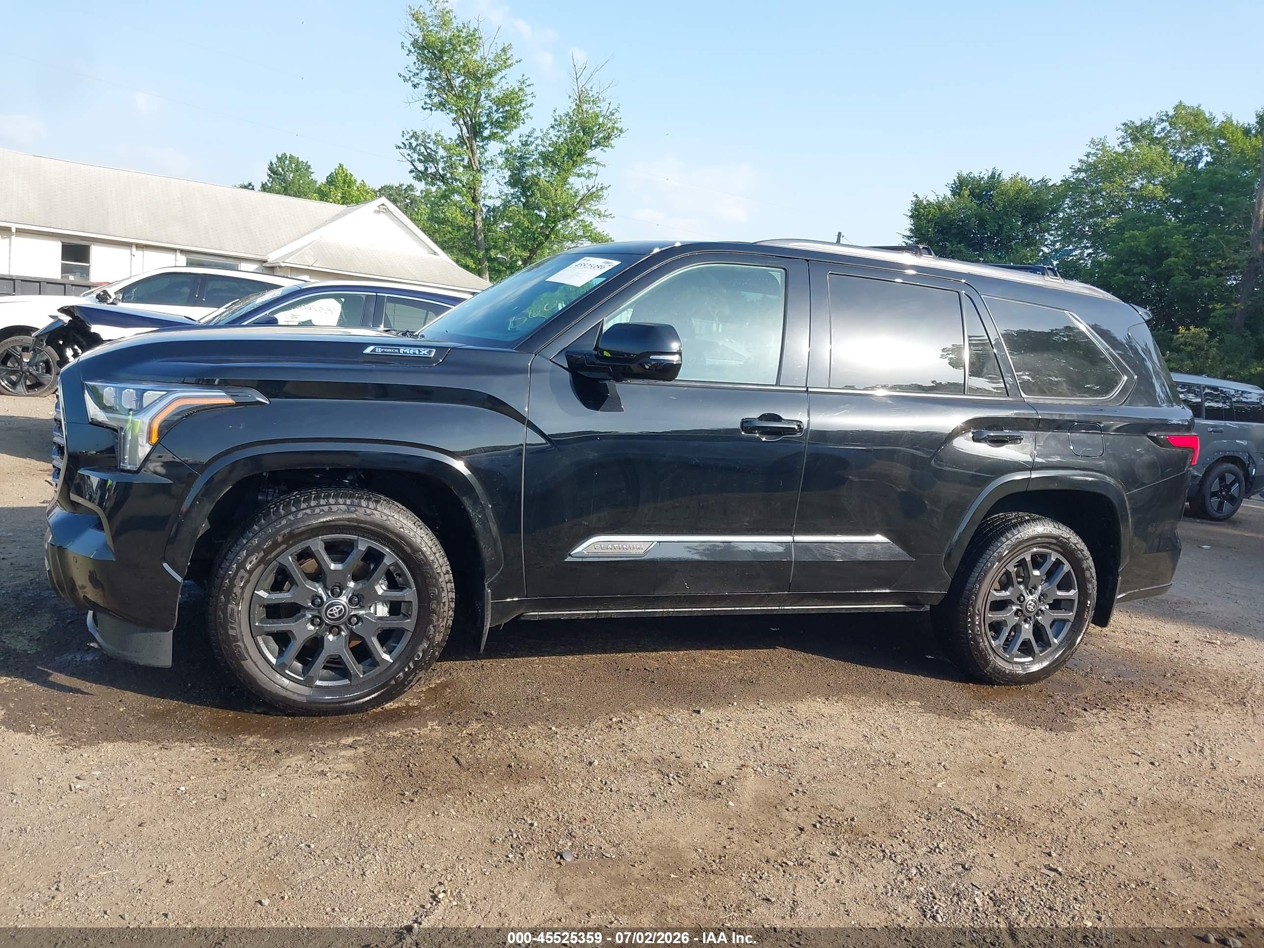 2025 TOYOTA SEQUOIA PLATINUM