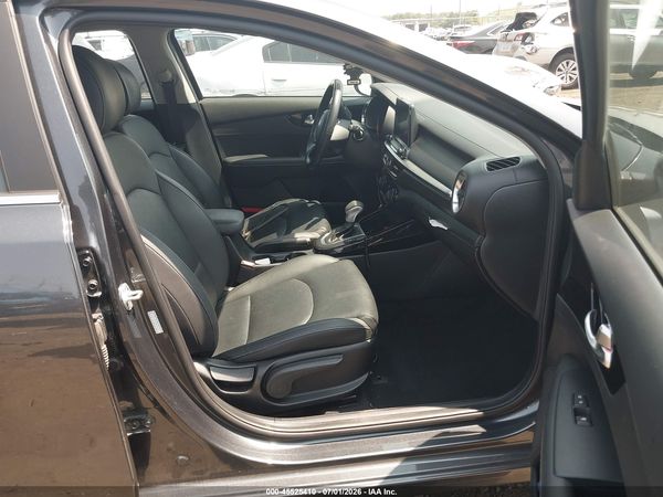 2021 KIA FORTE EX