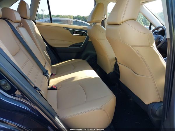 2022 TOYOTA RAV4 XLE PREMIUM