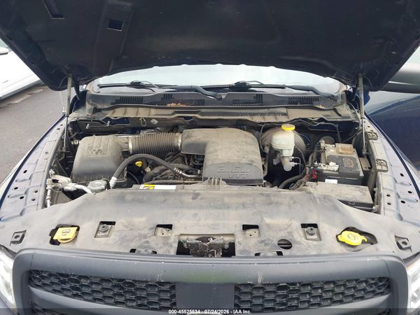 2017 RAM 1500 TRADESMAN  4X4 8' BOX