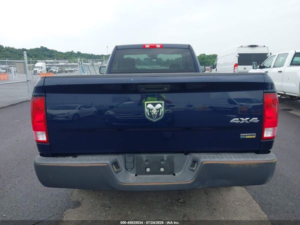 2017 RAM 1500 TRADESMAN  4X4 8' BOX