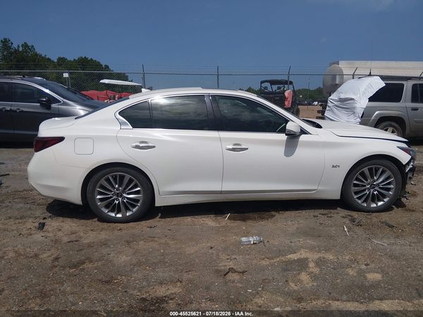 2020 INFINITI Q50 LUXE