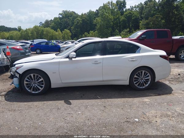 2020 INFINITI Q50 LUXE