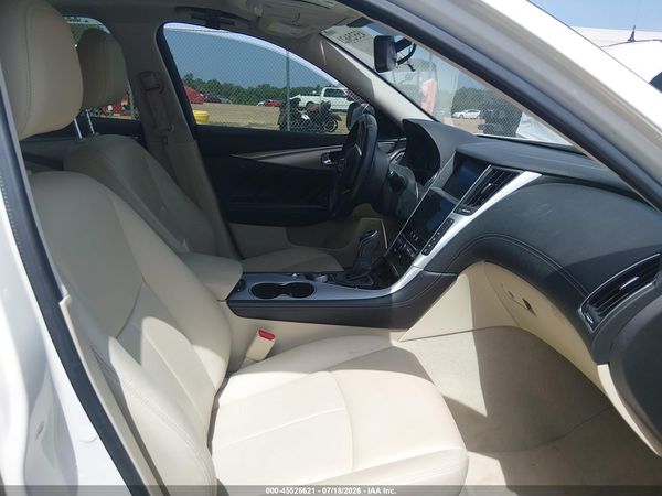 2020 INFINITI Q50 LUXE