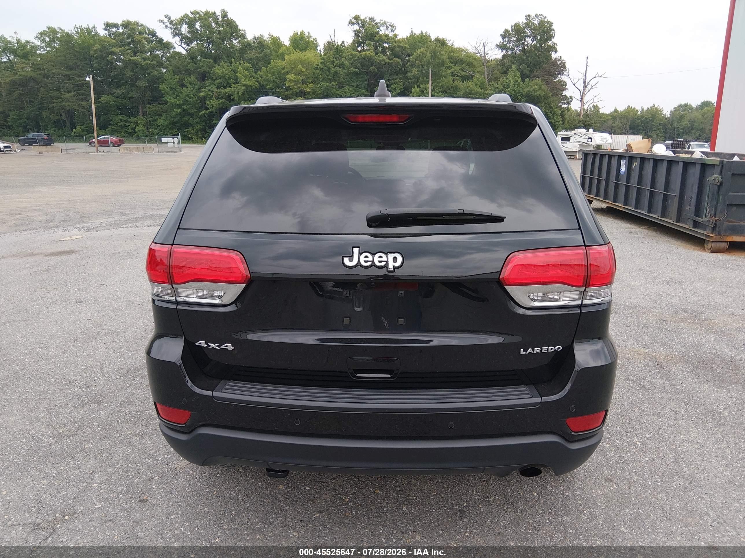 2019 JEEP GRAND CHEROKEE LAREDO E 4X4