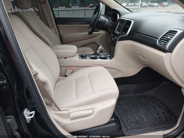 2019 JEEP GRAND CHEROKEE LAREDO E 4X4