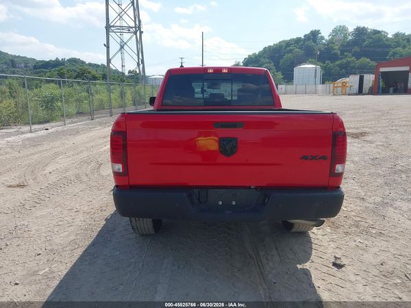 2020 RAM 1500 CLASSIC WARLOCK  4X4 6'4 BOX