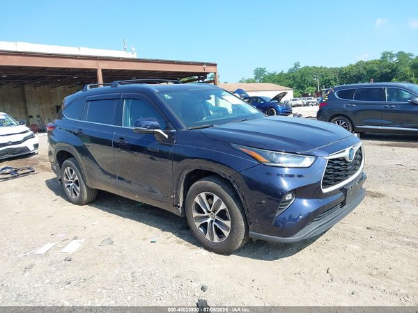 2021 TOYOTA HIGHLANDER HYBRID XLE