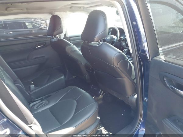 2021 TOYOTA HIGHLANDER HYBRID XLE
