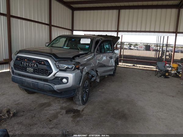 2022 TOYOTA TACOMA SR5 V6