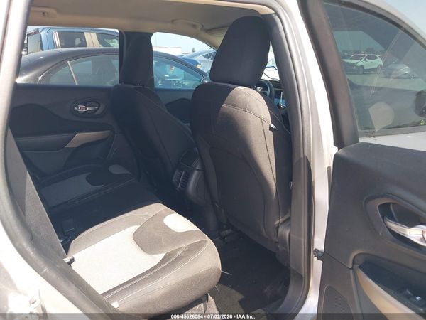 2018 JEEP CHEROKEE LATITUDE FWD