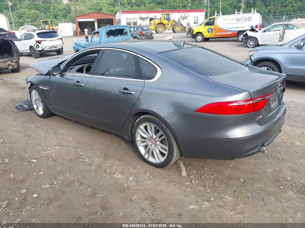 2017 JAGUAR XF Prestige