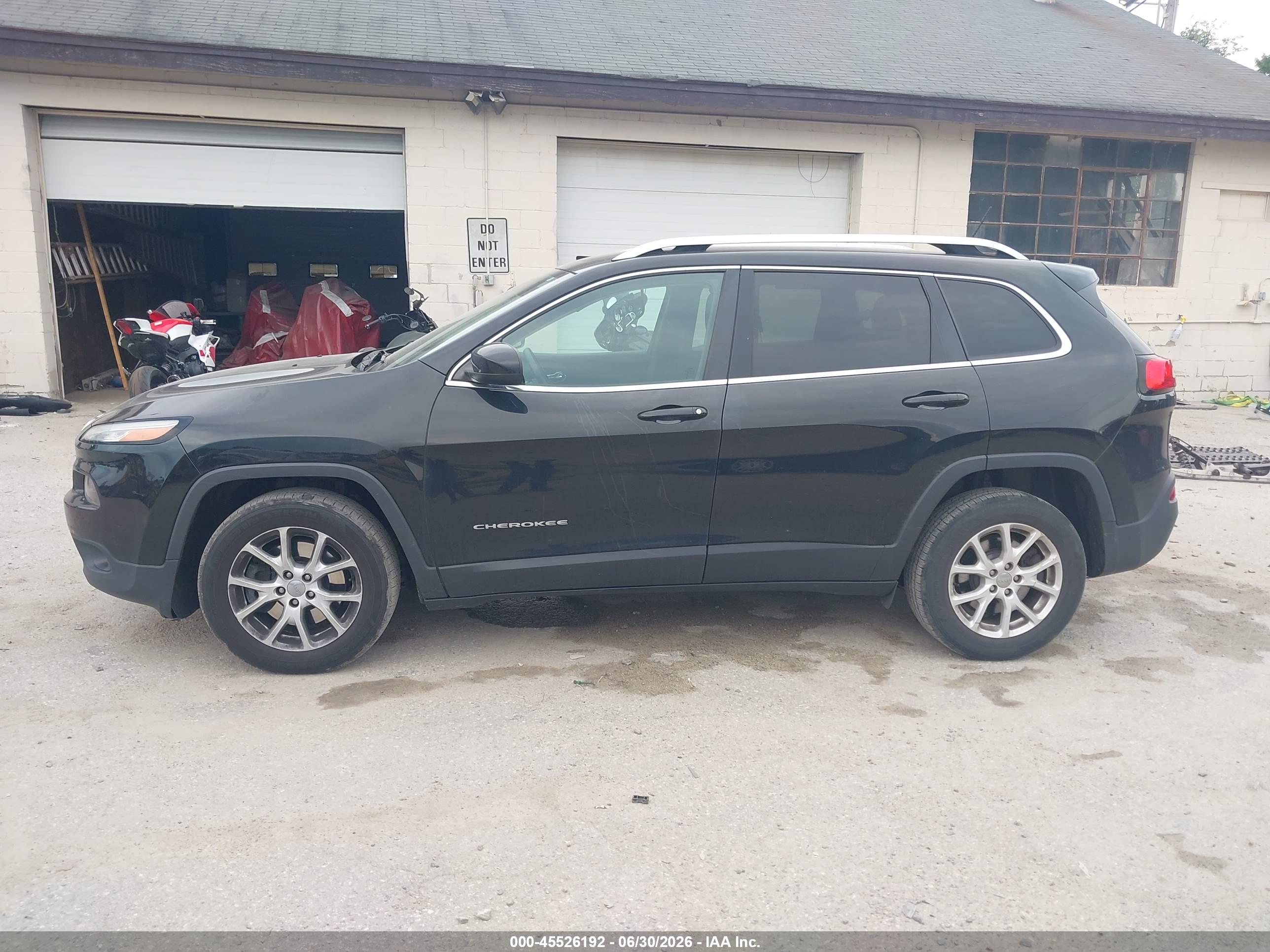 2018 JEEP CHEROKEE LATITUDE FWD