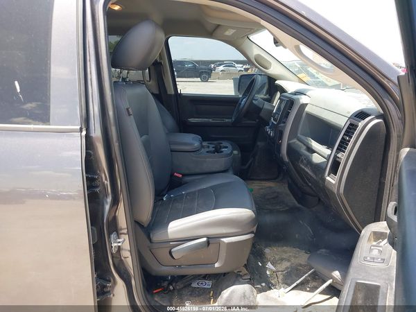 2020 RAM 1500 CLASSIC TRADESMAN  4X2 6'4 BOX