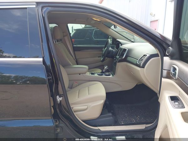 2018 JEEP GRAND CHEROKEE LAREDO E 4X4