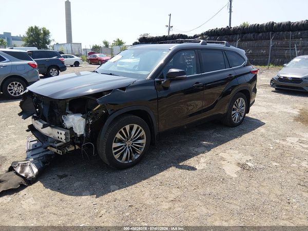 2021 TOYOTA HIGHLANDER PLATINUM