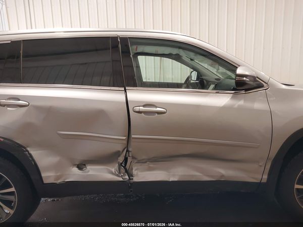 2019 TOYOTA HIGHLANDER XLE